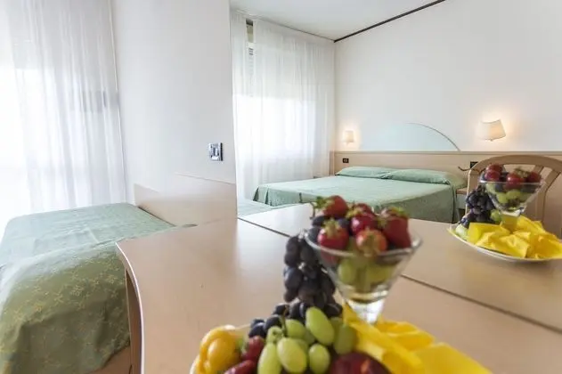 Standard Dört Kişilik Oda