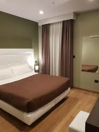 Superior Büyük Yataklı Tek Kişilik Oda