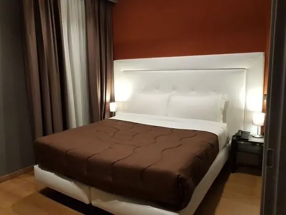 Superior Büyük Yataklı Tek Kişilik Oda