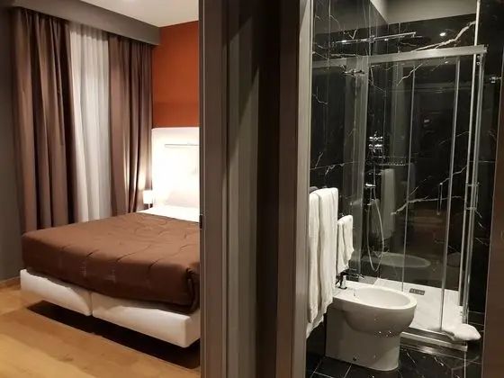 Superior Büyük Yataklı Tek Kişilik Oda