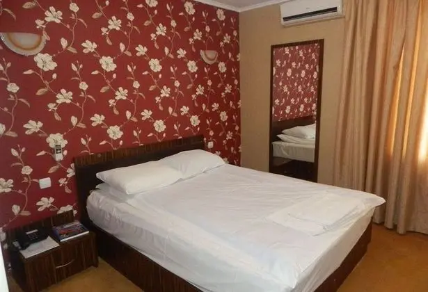 1 Çift Kişilik Veya 2 Tek Kişilik Yatak Standard