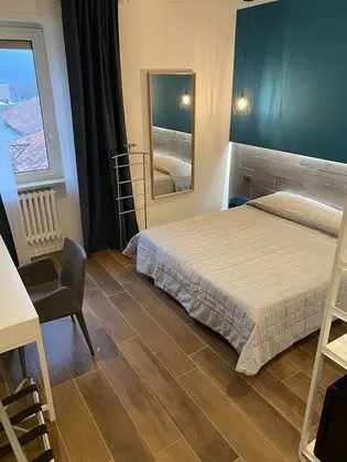 Büyük Yataklı Tek Kişilik Oda