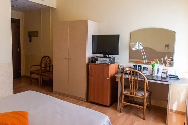 Tek Büyük Yataklı Oda