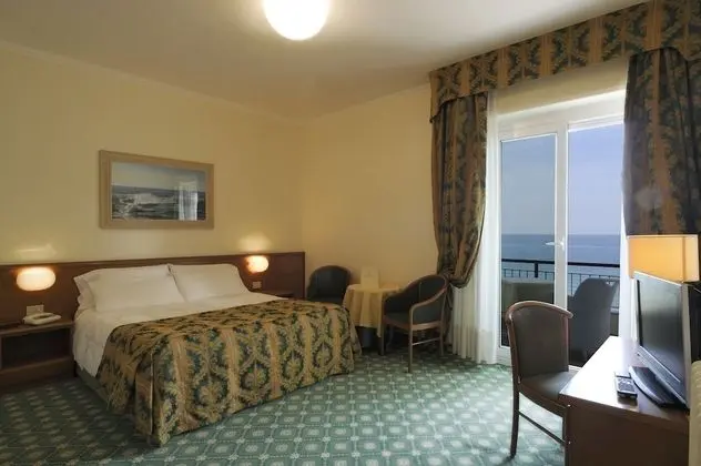 Tek Büyük Yataklı Oda, Deniz Manzaralı