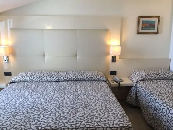 Dört Kişilik Oda