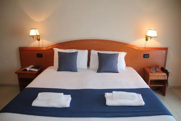 Economy Tek Büyük Yataklı Oda