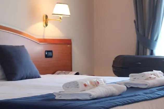 Economy Tek Büyük Yataklı Oda