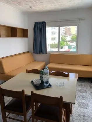 Apart Daire, 2 Yatak Odası (4/6)