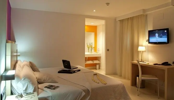 Standard Tek Büyük veya İki Ayrı Yataklı Oda