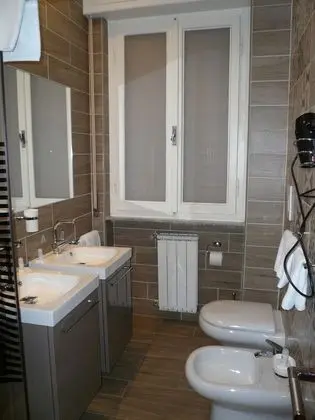 Classic Tek Büyük Yataklı Oda