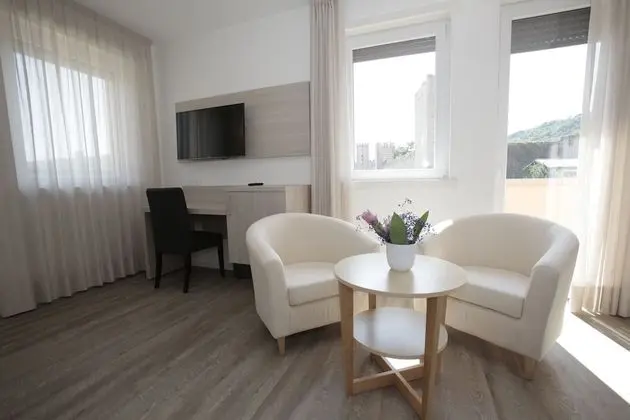 Superior Tek Büyük Yataklı Oda