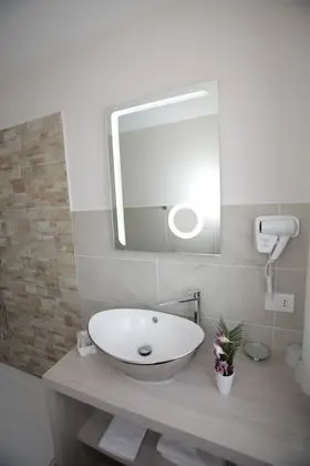 Superior Tek Büyük Yataklı Oda