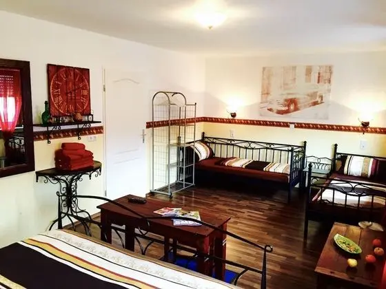 Dört Kişilik Oda