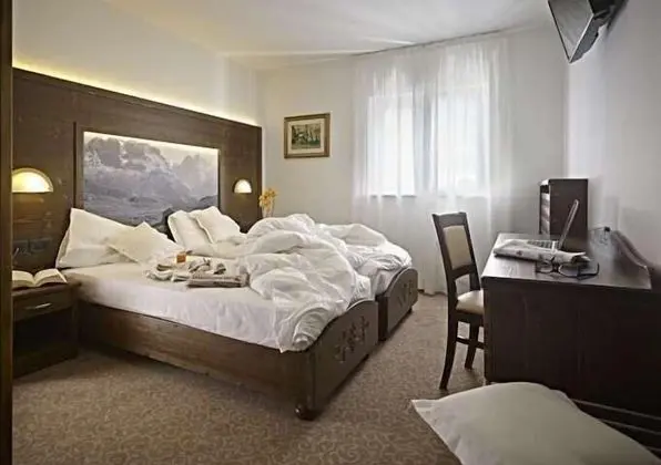 Tek Büyük veya İki Ayrı Yataklı Oda