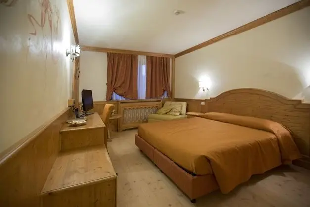 Standard Tek Büyük veya İki Ayrı Yataklı Oda