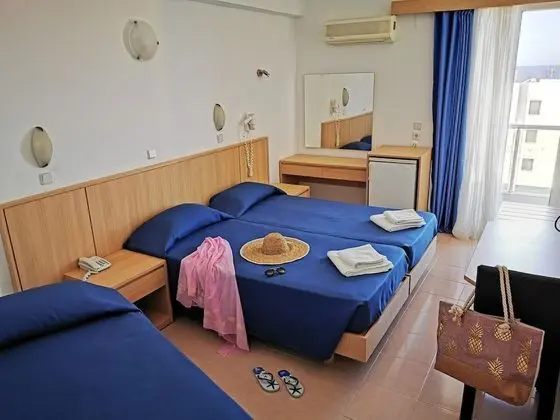 Standard Üç Kişilik Oda, Balkon