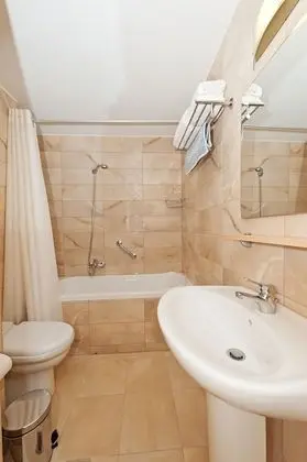 Standard Üç Kişilik Oda, Balkon