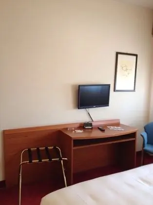 Büyük Yataklı Tek Kişilik Oda