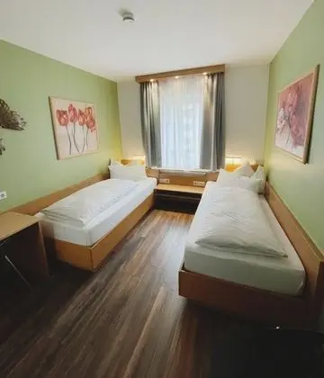 İki Ayrı Yataklı Oda