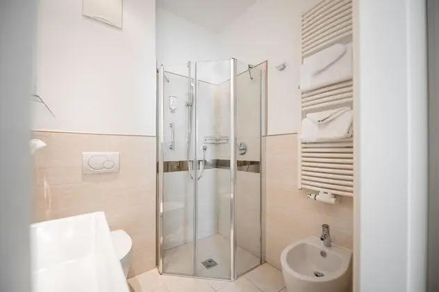 Deluxe Tek Büyük veya İki Ayrı Yataklı Oda