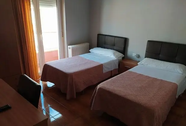 Tek Büyük veya İki Ayrı Yataklı Oda