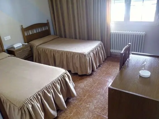 Tek Büyük veya İki Ayrı Yataklı Oda