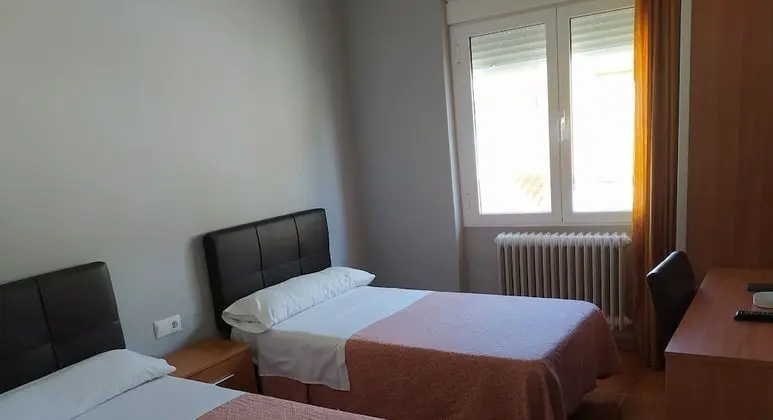 Tek Büyük veya İki Ayrı Yataklı Oda