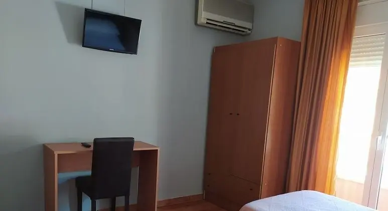 Tek Büyük veya İki Ayrı Yataklı Oda