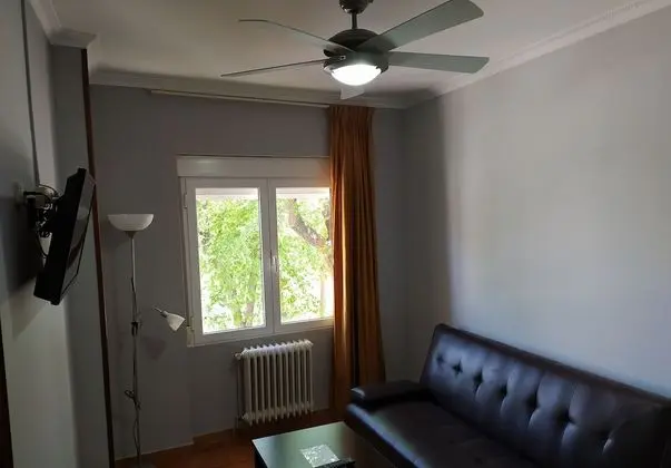 Tek Büyük Yataklı Oda (with Living Room)