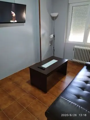 Tek Büyük Yataklı Oda (with Living Room)