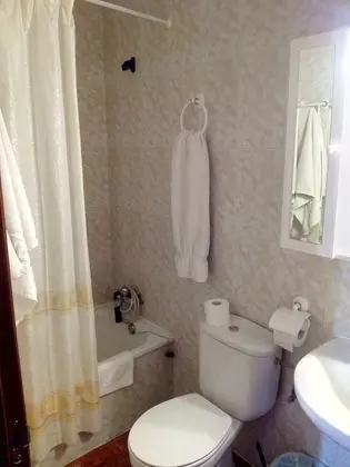 Tek Büyük Yataklı Oda (with Living Room)