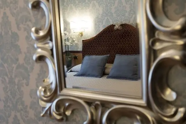 Büyük Yataklı Tek Kişilik Oda