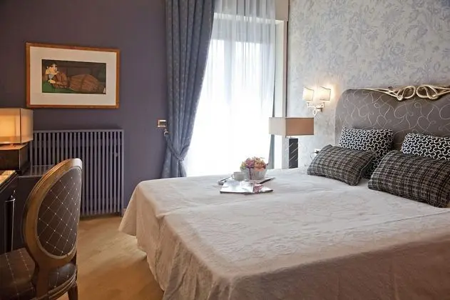 Tek Büyük veya İki Ayrı Yataklı Oda