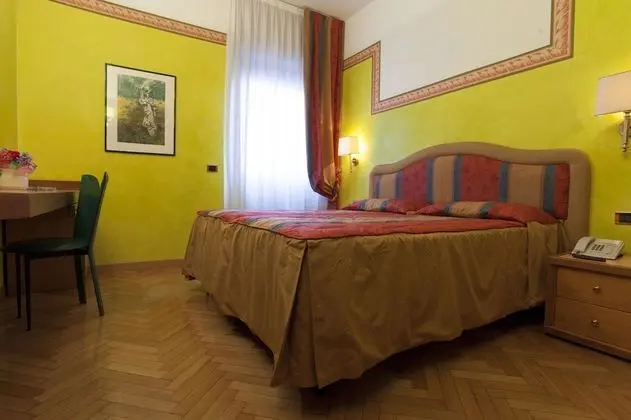 Tek Büyük veya İki Ayrı Yataklı Oda