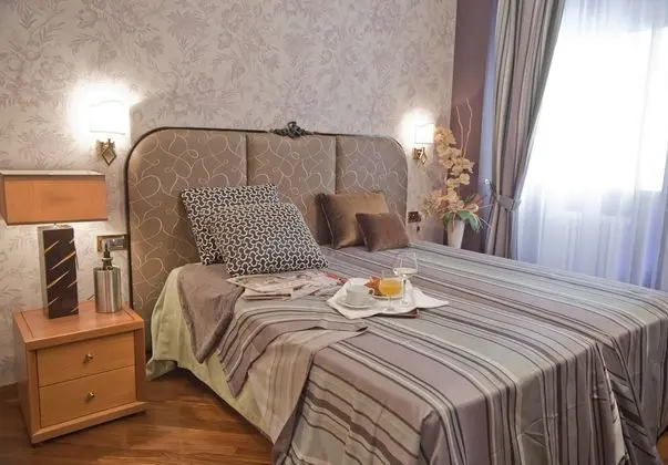 Tek Büyük veya İki Ayrı Yataklı Oda