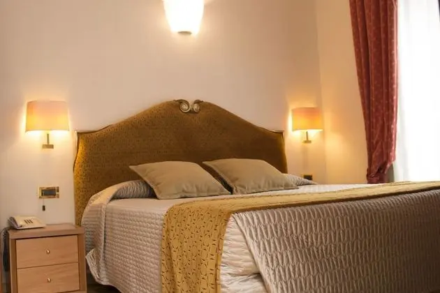 Tek Büyük veya İki Ayrı Yataklı Oda