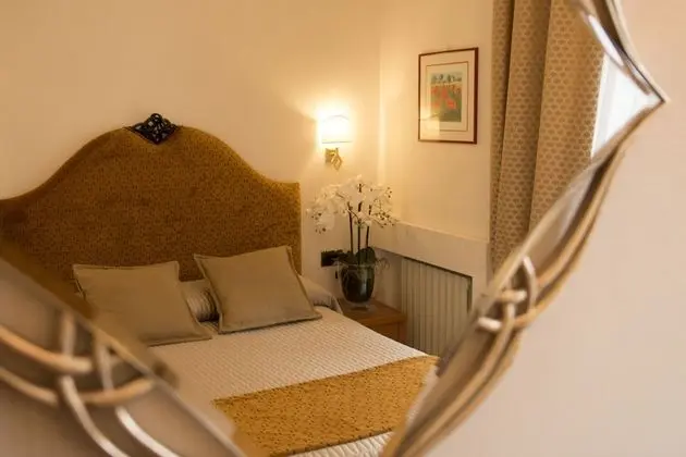 Tek Büyük veya İki Ayrı Yataklı Oda