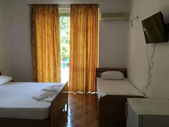 Dört Kişilik Oda, Sigara İçilmez, Plaj Manzaralı