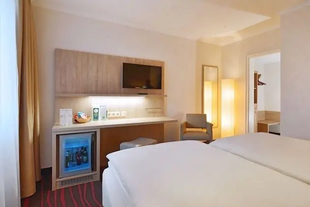 Standard Tek Büyük veya İki Ayrı Yataklı Oda, Avlu Manzaralı (no air condition)