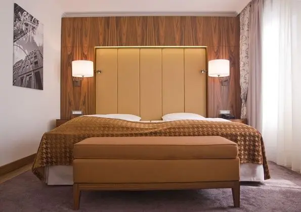 Comfort Tek Büyük Yataklı Oda