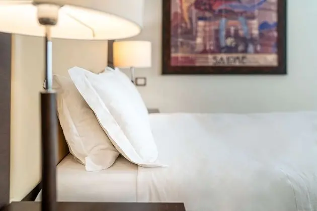 Superior Oda, Birden Çok Yatak, Balkon (Converts to 2 Twin Beds)