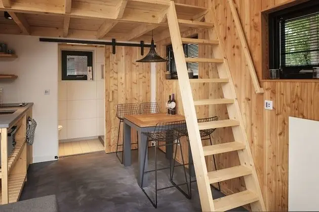 Tiny House 2