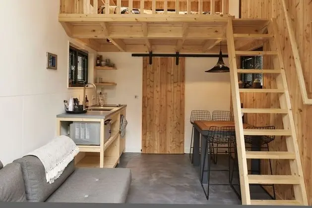 Tiny House 2