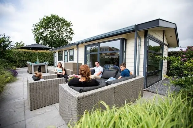 Deluxe Holiday Home for 4
