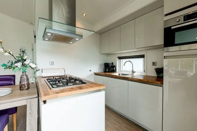 Deluxe Holiday Home for 4