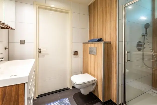 Deluxe Holiday Home for 4