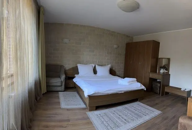 Comfort Tek Büyük veya İki Ayrı Yataklı Oda