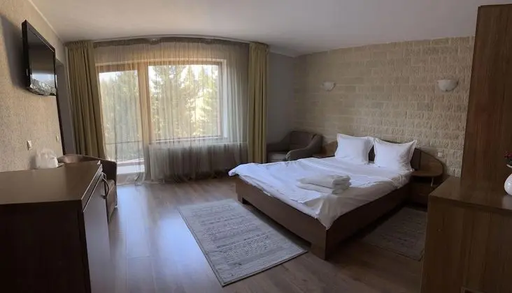 Comfort Tek Büyük veya İki Ayrı Yataklı Oda