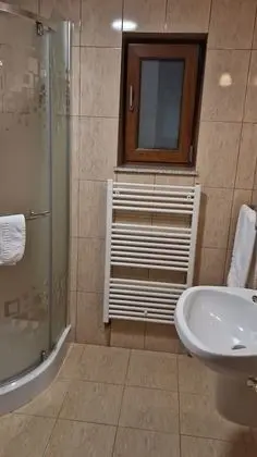 Comfort Tek Büyük veya İki Ayrı Yataklı Oda