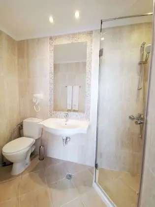 Standard Tek Büyük veya İki Ayrı Yataklı Oda, Balkon, Deniz Manzaralı